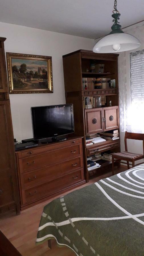 Annika Apartman Эгер Экстерьер фото