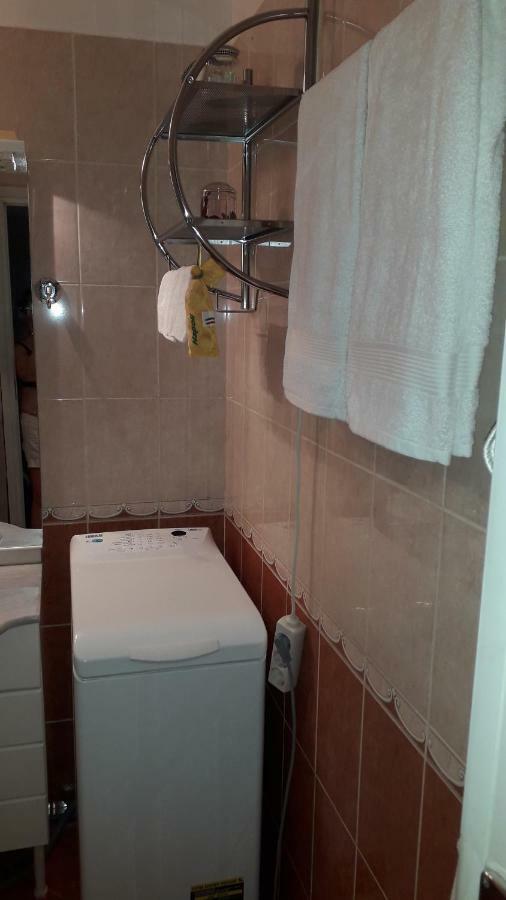 Annika Apartman Эгер Экстерьер фото